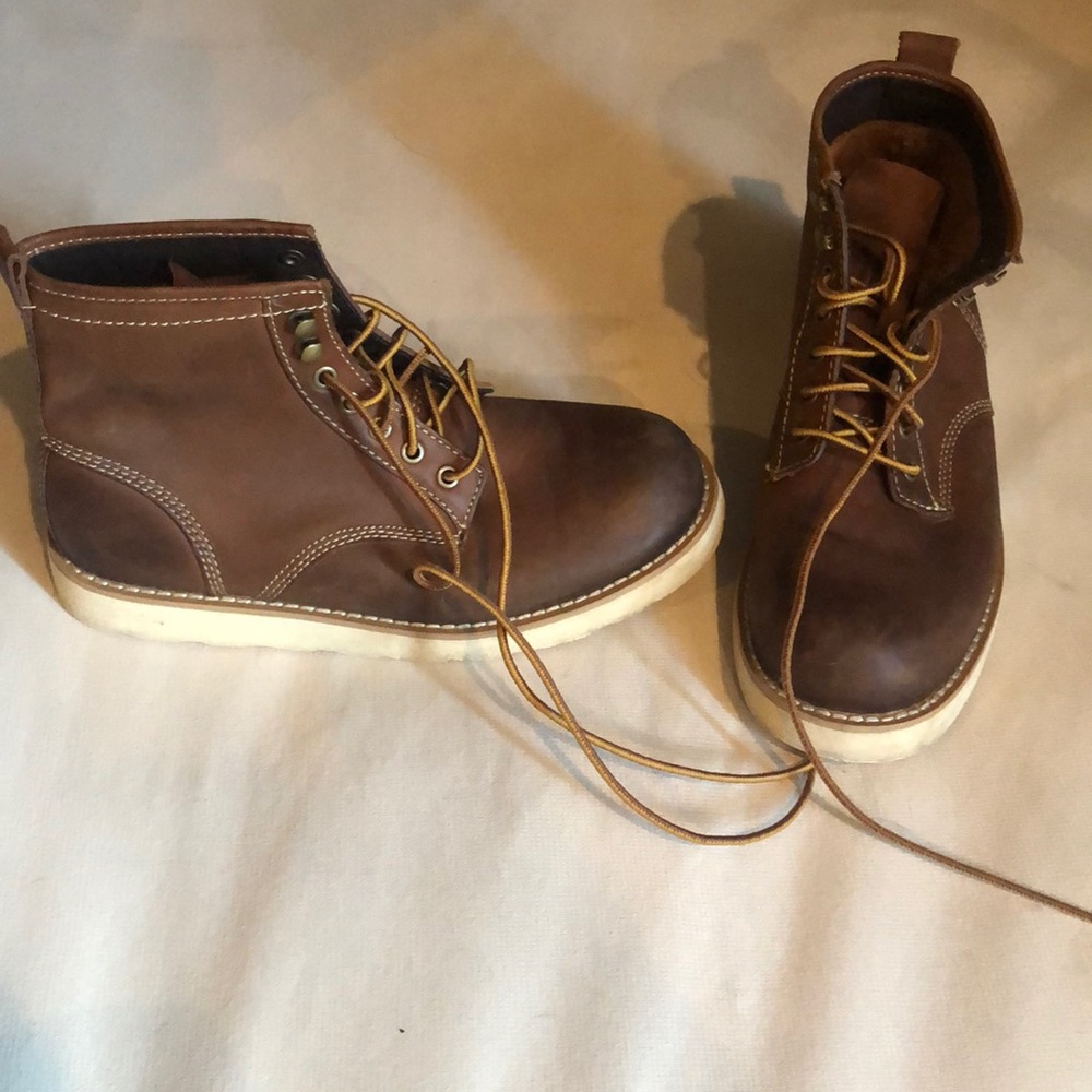 American eagle boots
